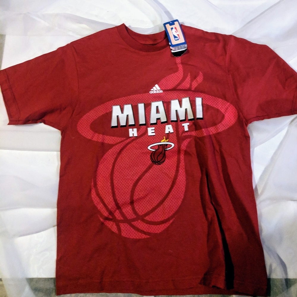 Miami Heat Adidas NWT T Shirt Size 2XL